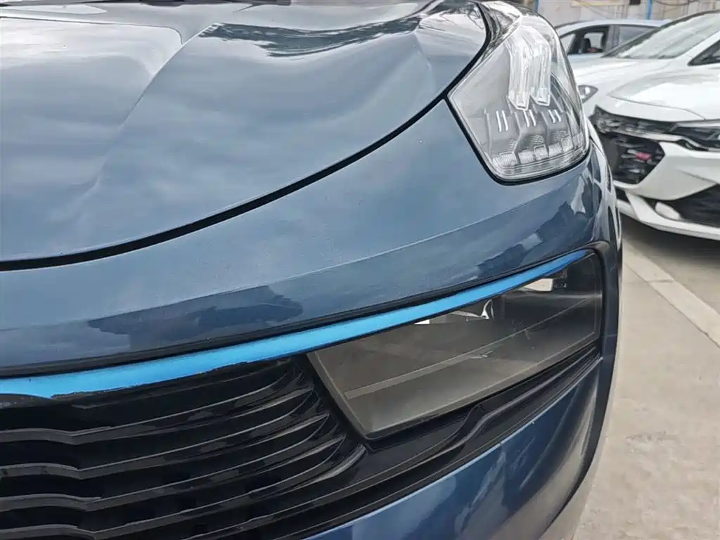 Lynk & Co 01 2019 2.0T 2WD Pro Edition China V фото 18