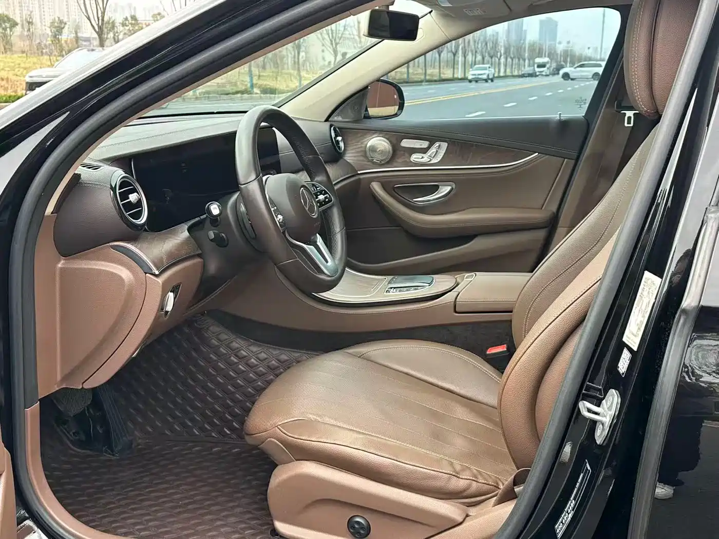 Mercedes-Benz E-Class 2019 Facelift E 300 L Fashion фото 6