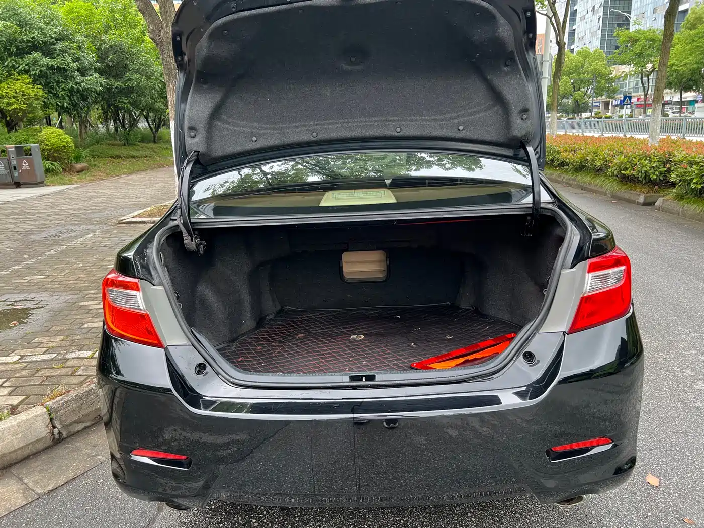 Toyota Camry 2012 Junrui 2.0S Dynamic Edition фото 17