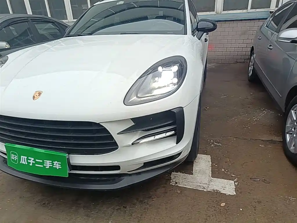 Porsche Macan 2018 Macan 2.0T фото 24