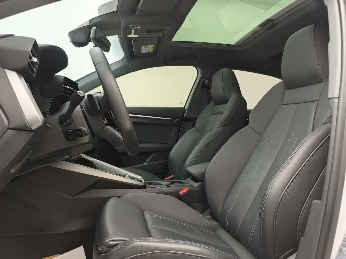 Audi A3 2022 A3L Limousine 35 TFSI Luxury Elegance фото 16