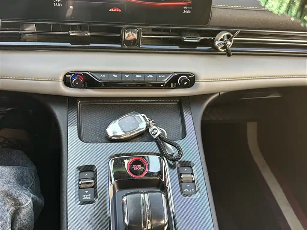 GAC Trumpchi Trumpchi Emkoo 2021 270T DCT J16 Edition фото 19