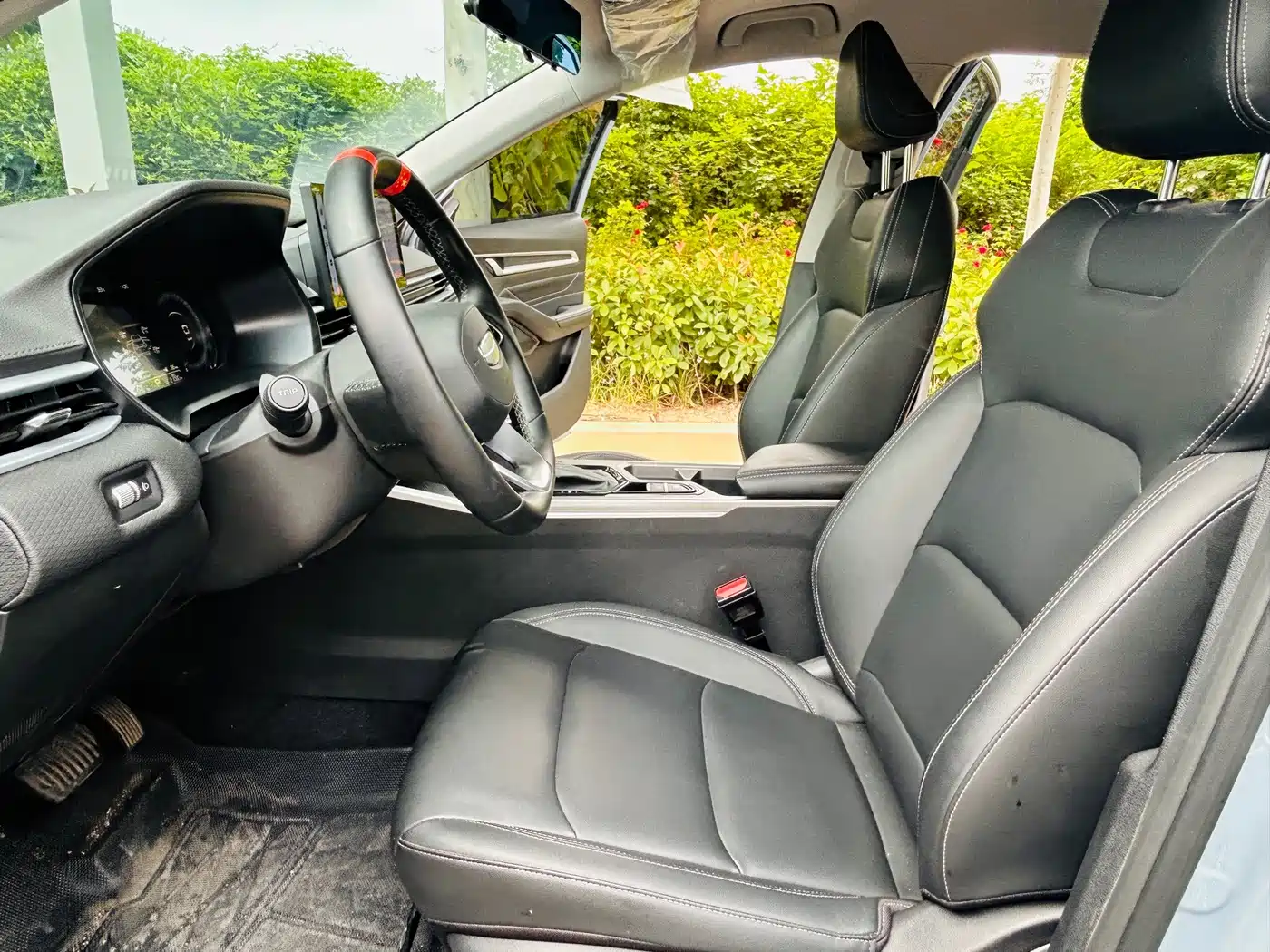 Geely Emgrand 2025 2025 4th Gen 1.5L CVT Soaring Dragon Edition