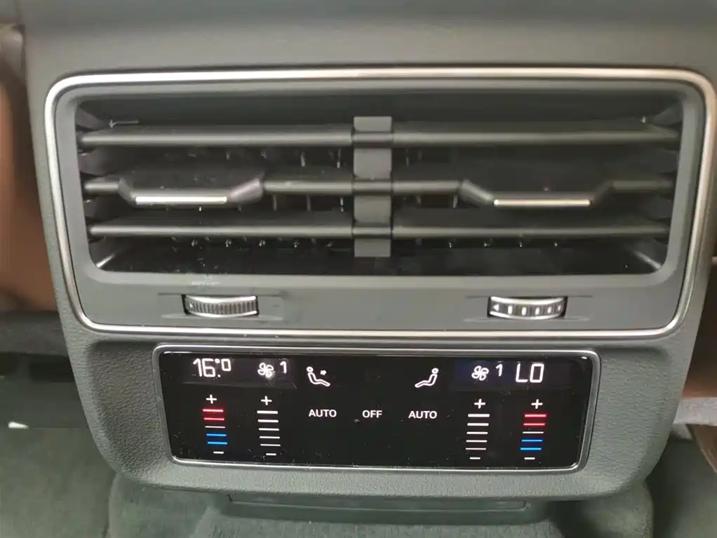 Audi Q7 2025 55 TFSI quattro S line Sport фото 10