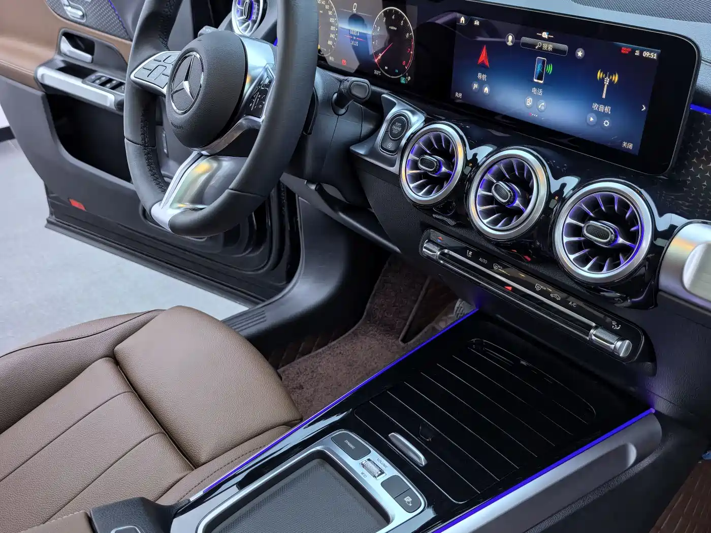 Mercedes-Benz GLB 2024 GLB 220 Fashion фото 13
