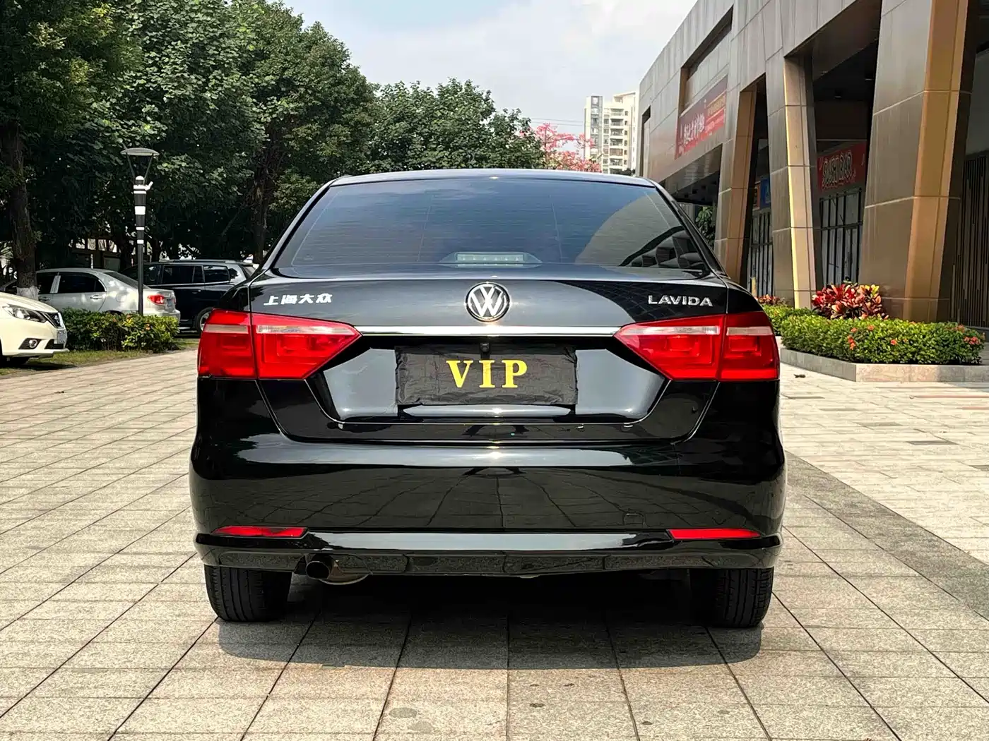Volkswagen Lavida 2013 Facelift Classic 1.6L Automatic Trend фото 13