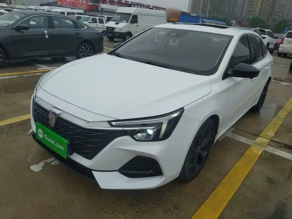Roewe i6 MAX 2020 Model 300TGI Automatic Cool & Smart Edition