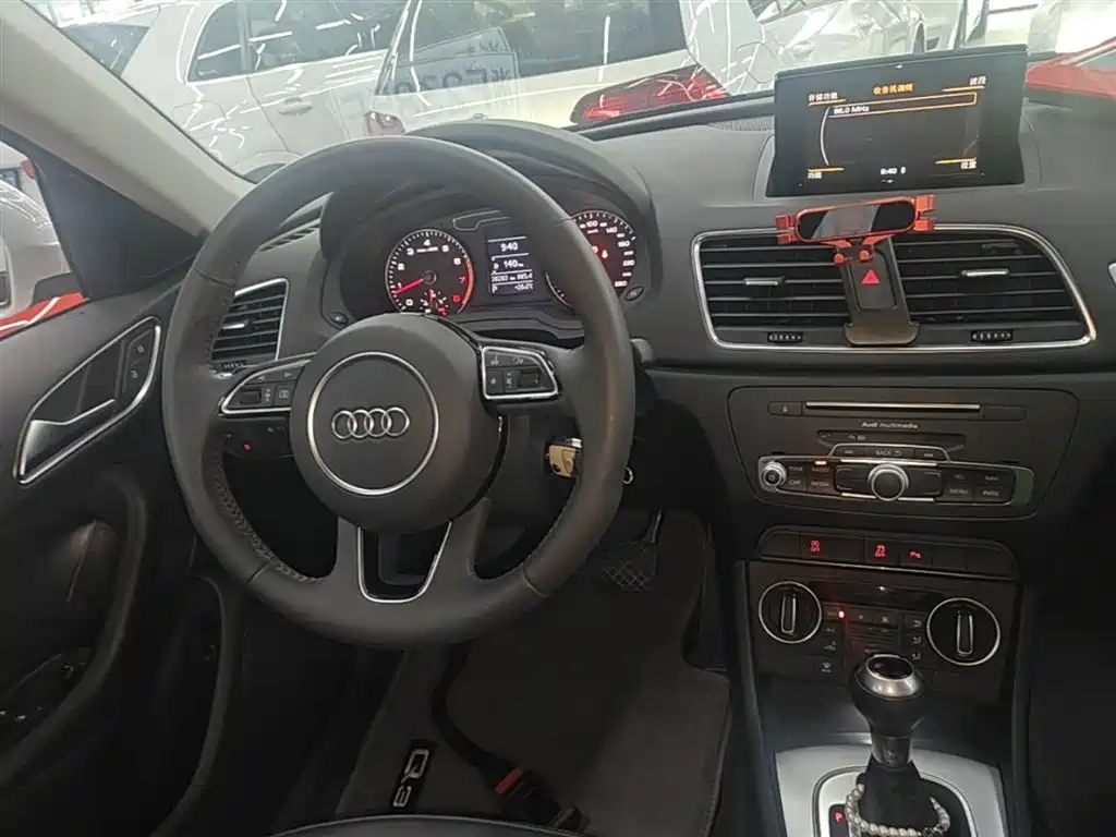 Audi Q3 2018 30th Anniversary Edition 35 TFSI Fashion фото 10