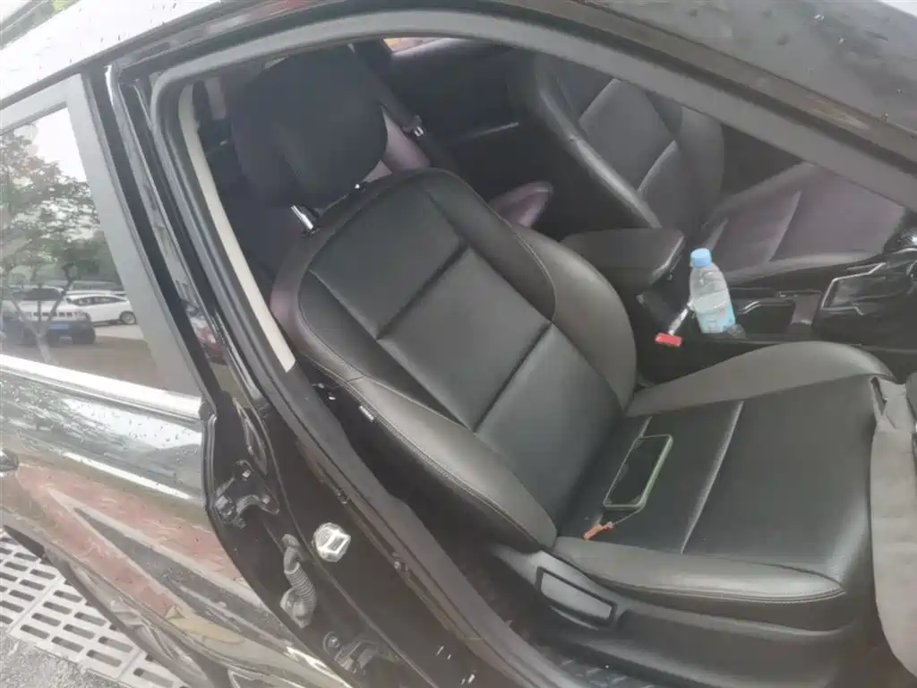 Kia Sportage 2019 2.0L Automatic Smart Luxury Edition фото 25