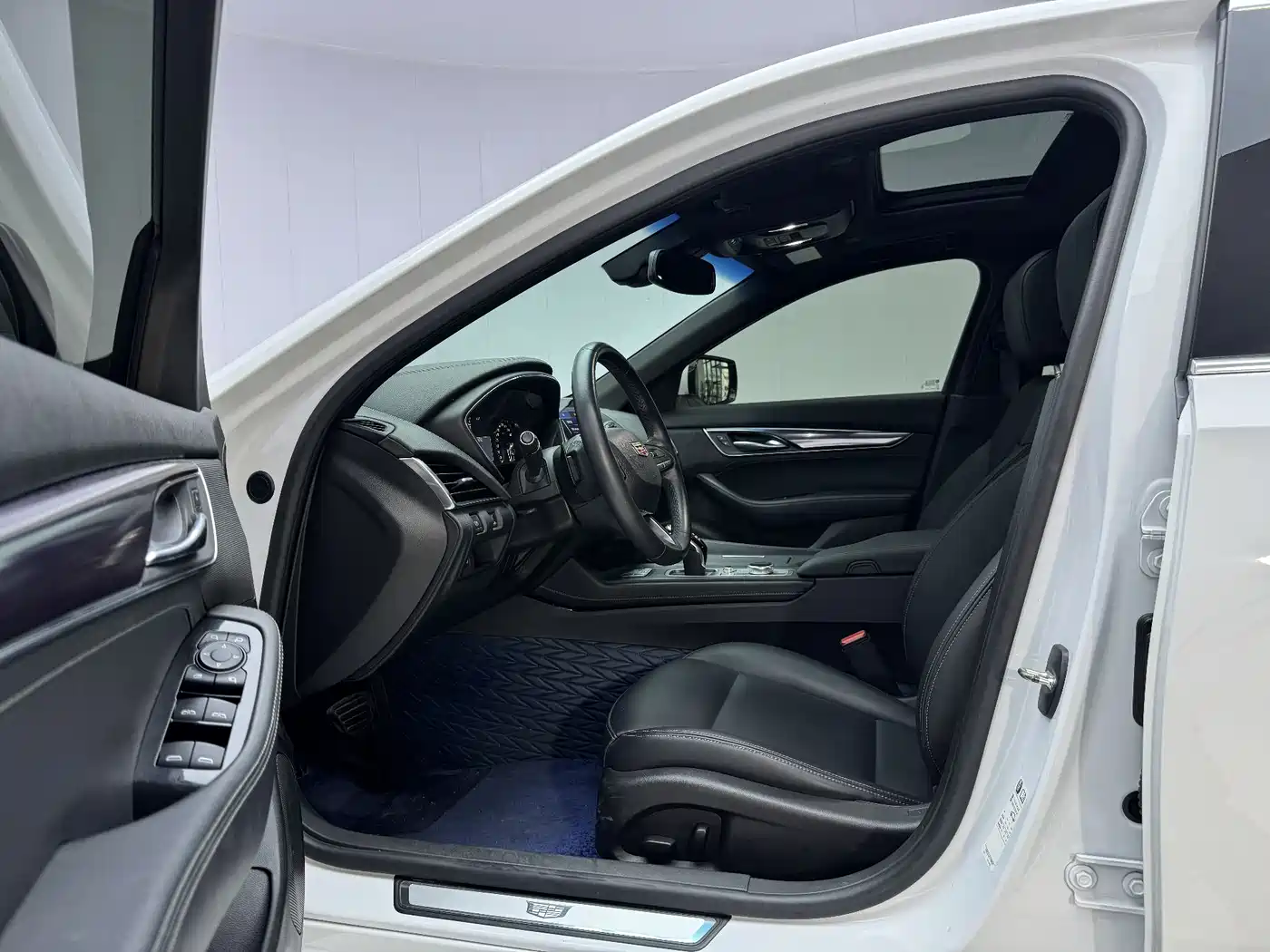 Cadillac CT5 2020 Facelift 28T Fashion Edition фото 9