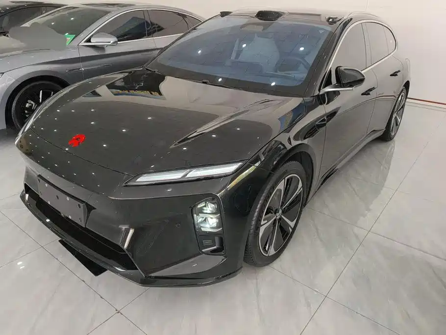Фото 1 - NIO ET5T