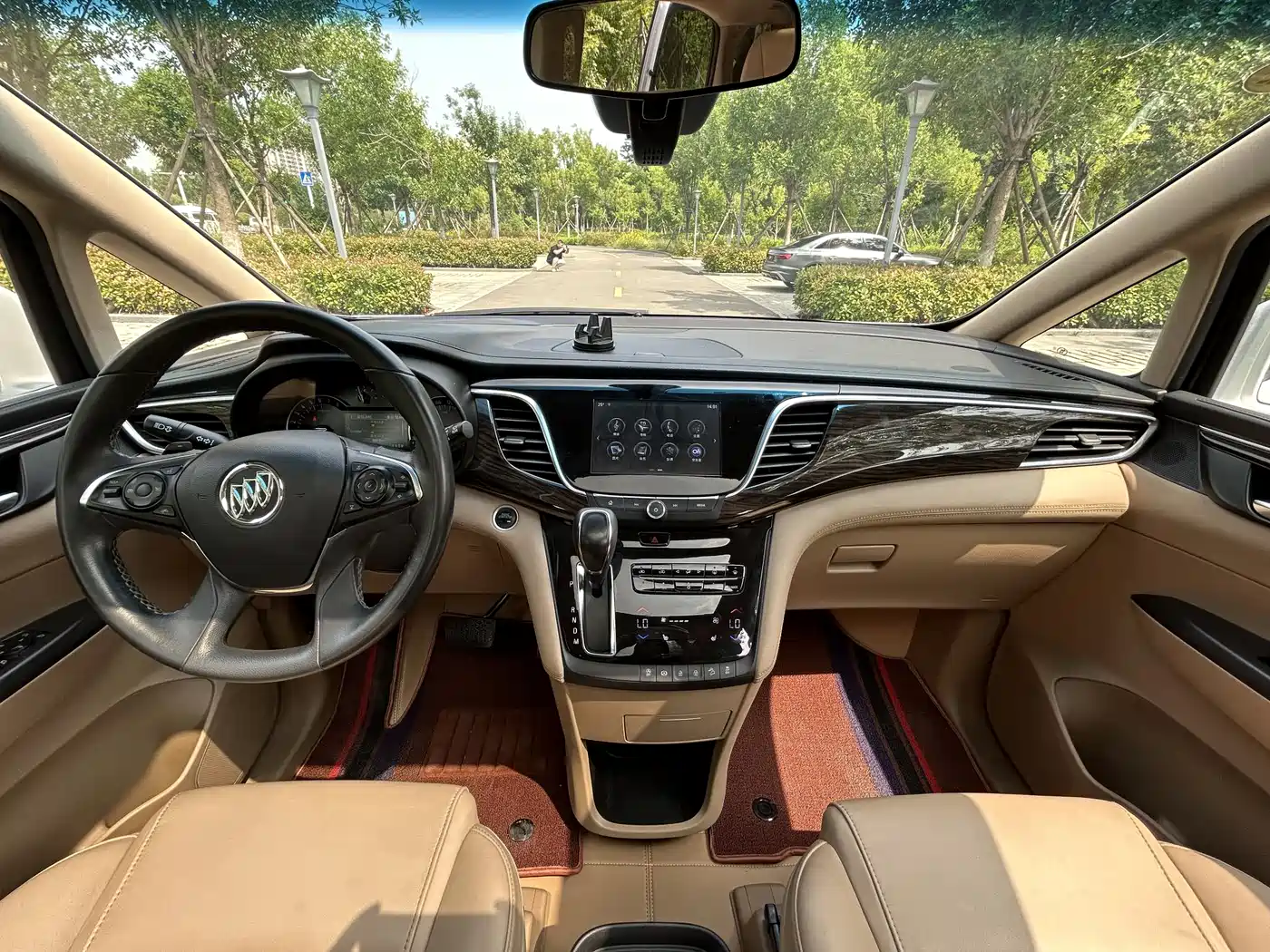 Buick GL8 2018 ES 28T Luxury Type China VI фото 7
