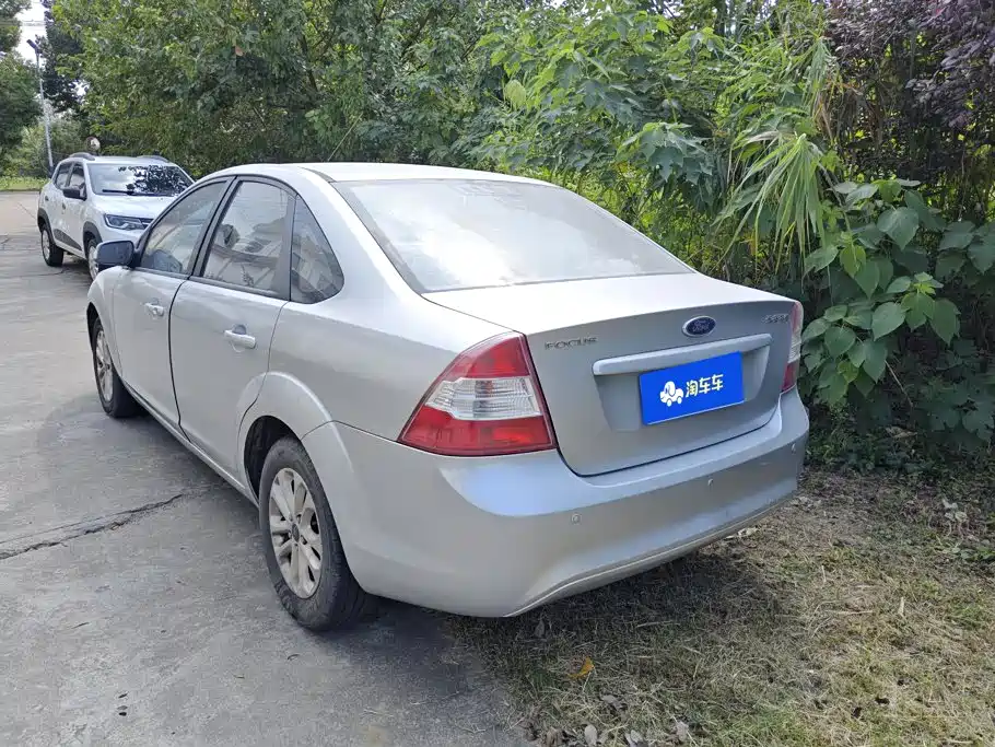 Photo 3 - Ford Focus