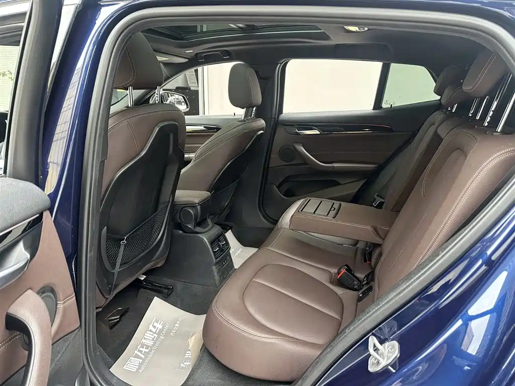 BMW X2 2020 sDrive25i Leading M Off-Road Package фото 11