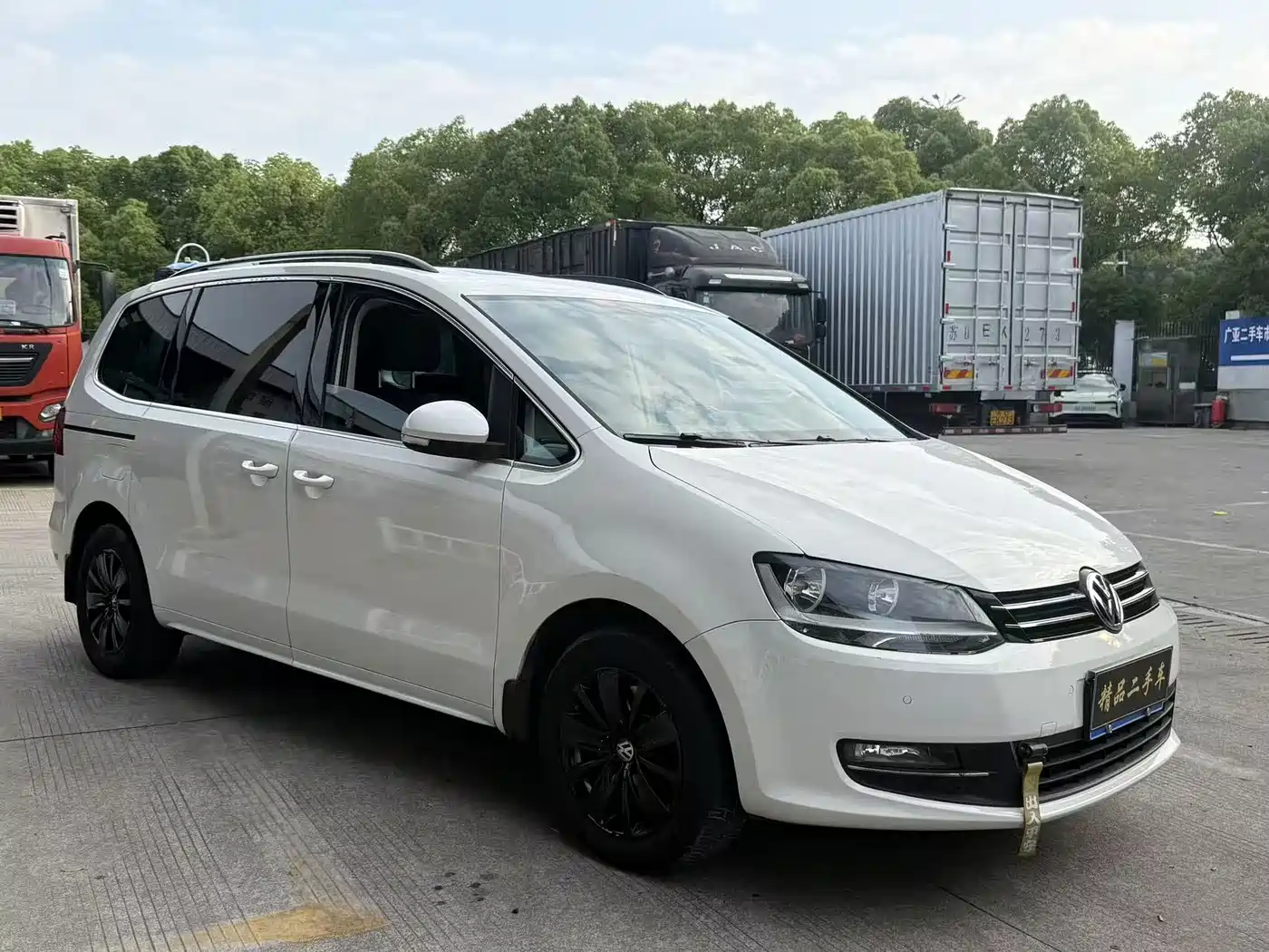 Volkswagen Sharan 2014 2.0TSI Standard фото 3