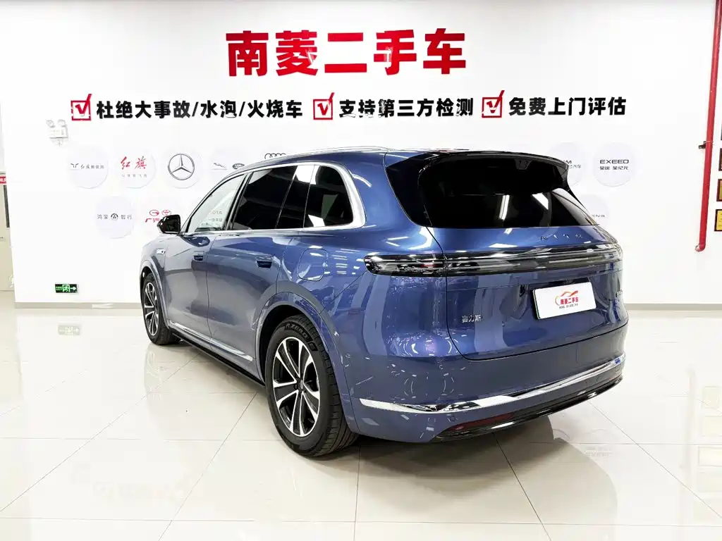 Фото 8 - AITO Wenjie AITO M7
