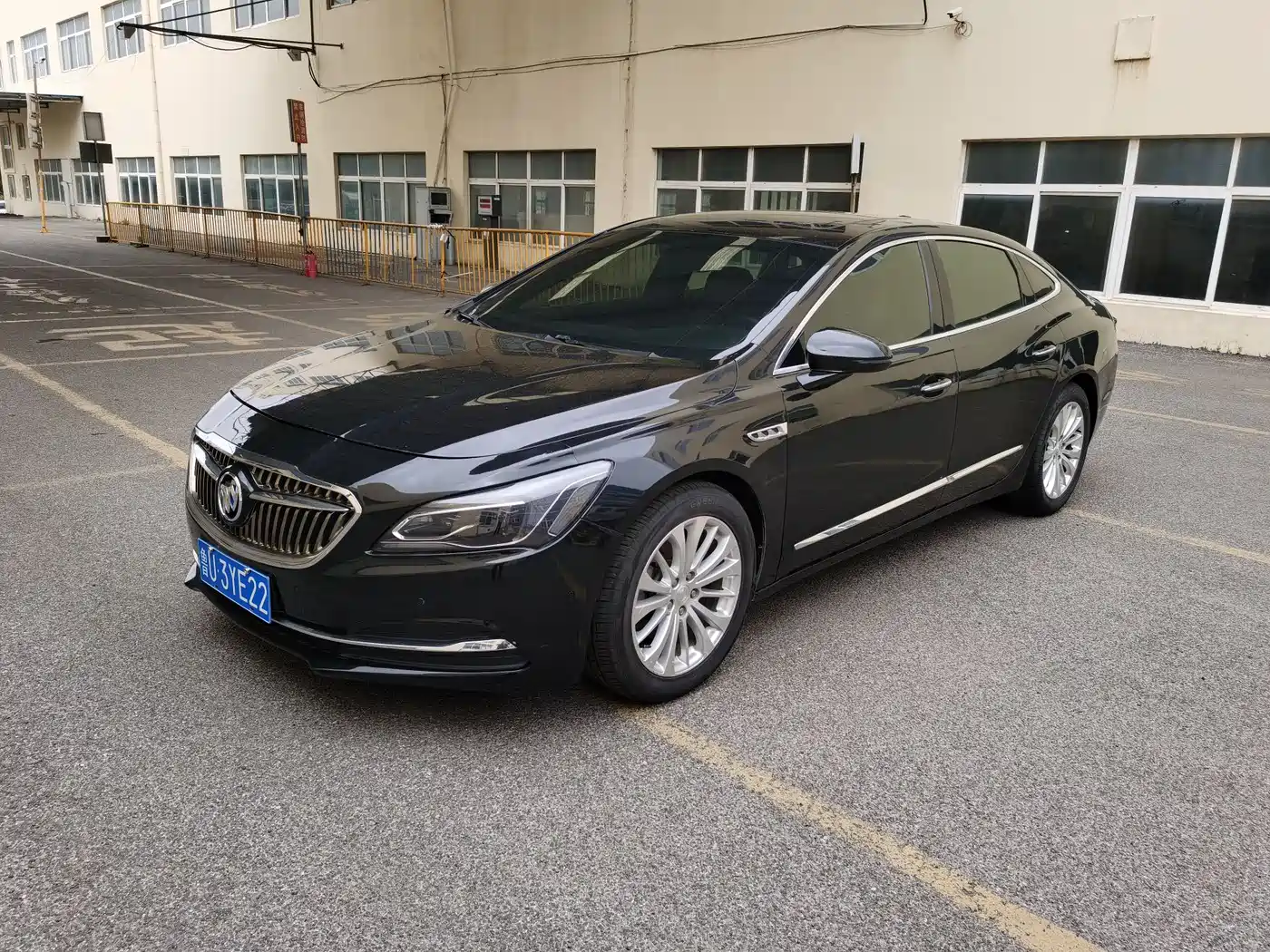 Buick LaCrosse 2018 Model 28T Elite Edition фото 2