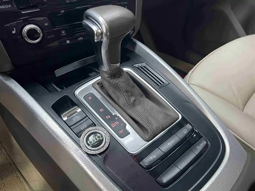 Audi Q5 2013 40 TFSI Technology фото 14