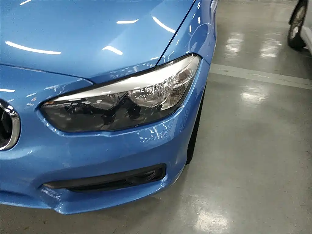 BMW 1 Series (Import) 2018 118i Leading фото 15