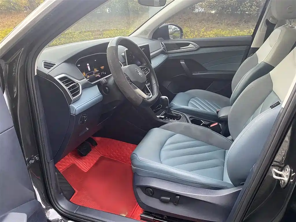 Volkswagen Tharu 2023 300TSI 2WD Bright Moon Edition фото 15