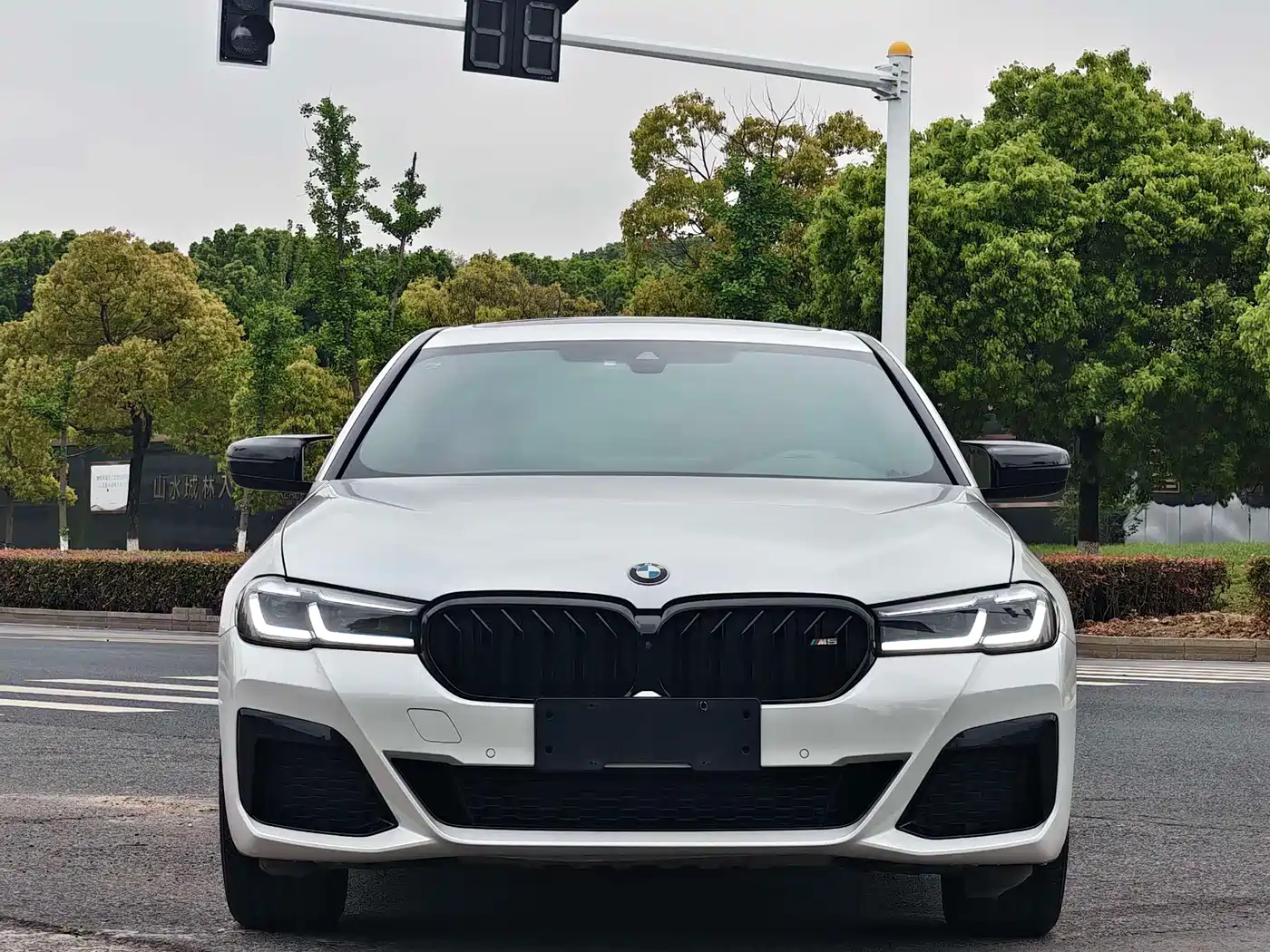 Фото 4 - BMW 5 Series