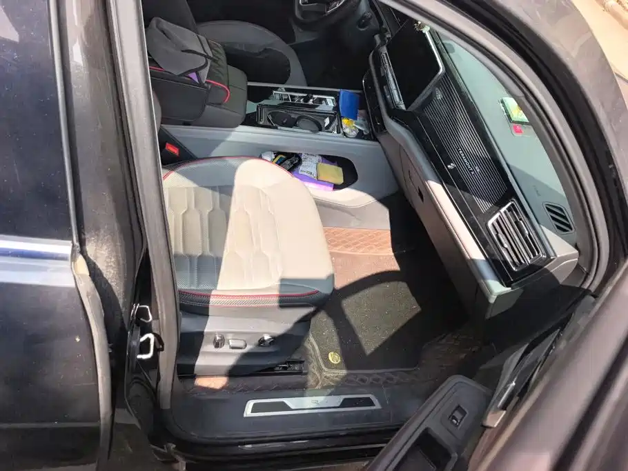 Фото 8 - Volkswagen Teramont