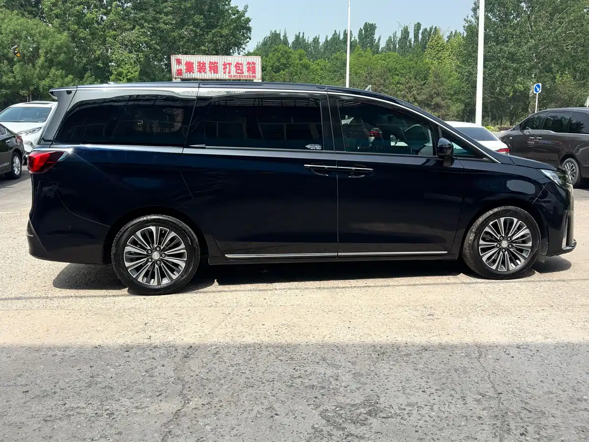 BUICK GL8