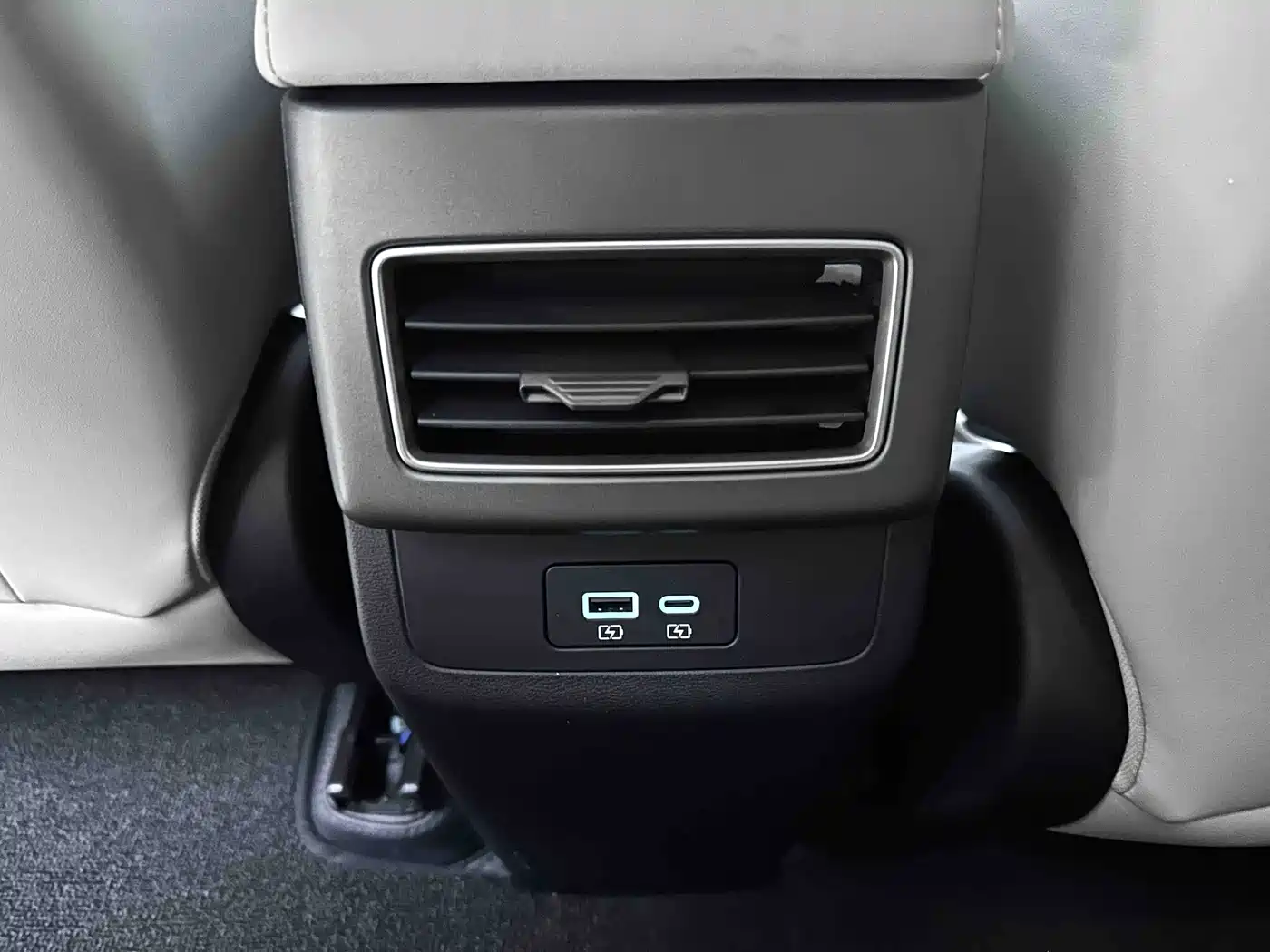 BYD Yuan UP 2026 2025 Smart Drive Edition 401KM Vitality Version