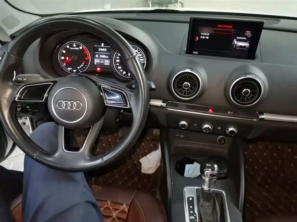 Audi A3 2017 Sportback 35 TFSI Progressive фото 10