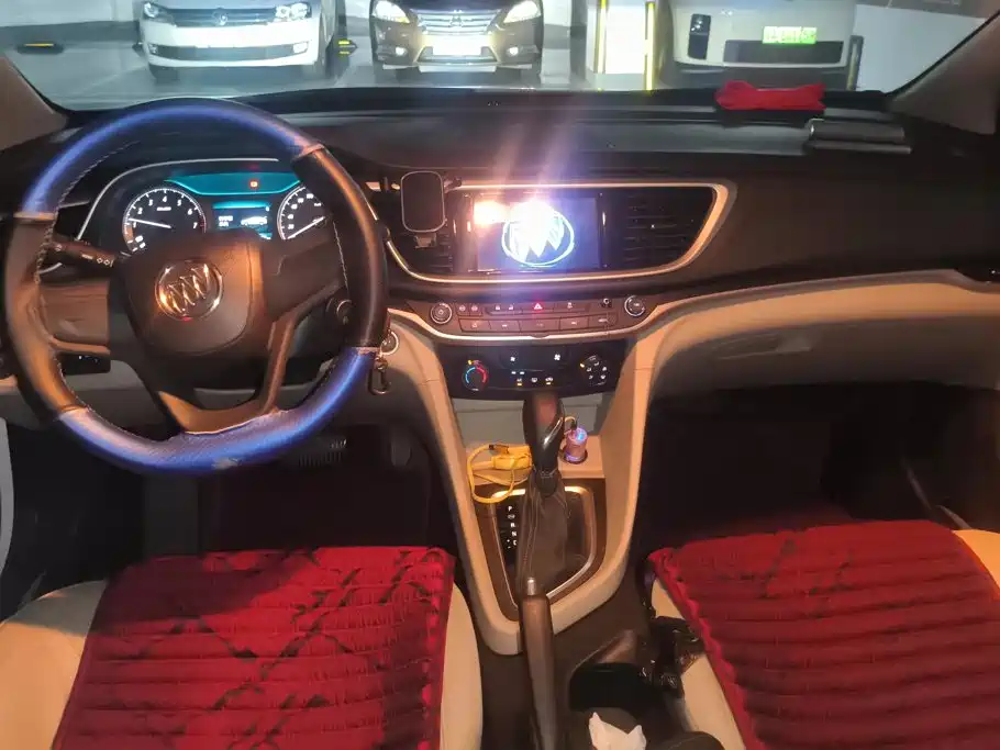 Фото 12 - Buick Excelle