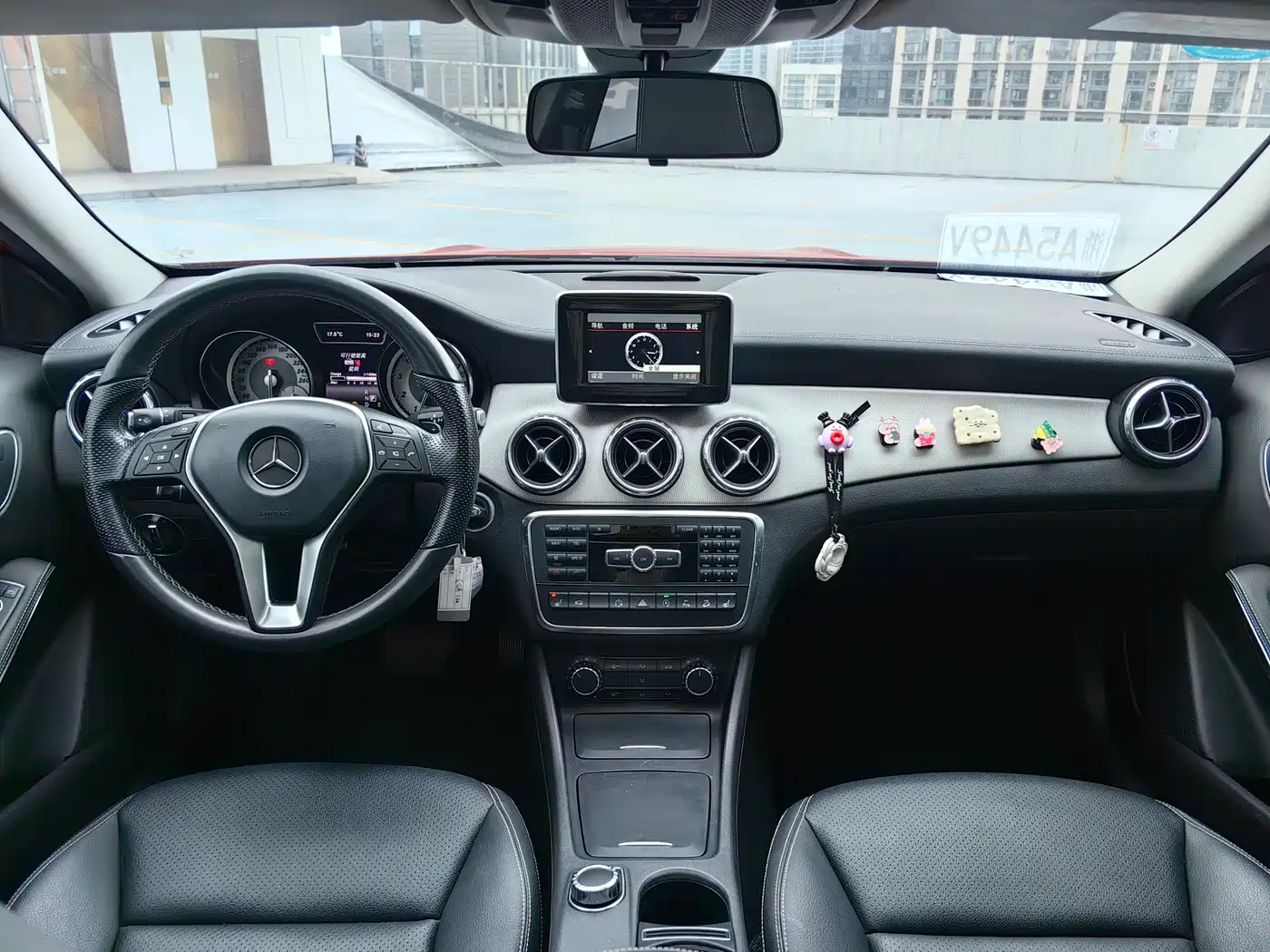 Mercedes-Benz GLA 2015 GLA 220 4MATIC Fashion Edition фото 9