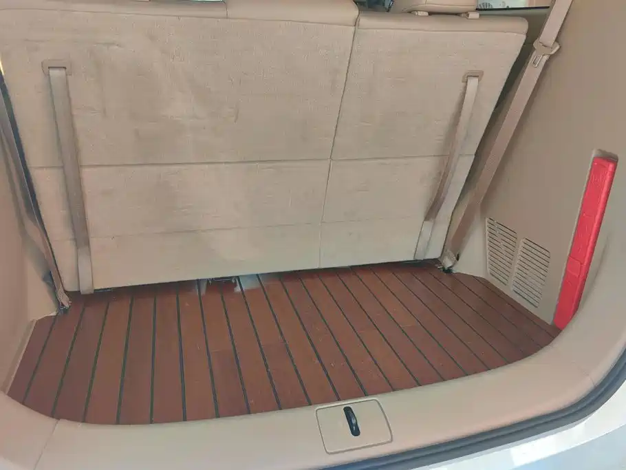 Photo 4 - Buick GL8