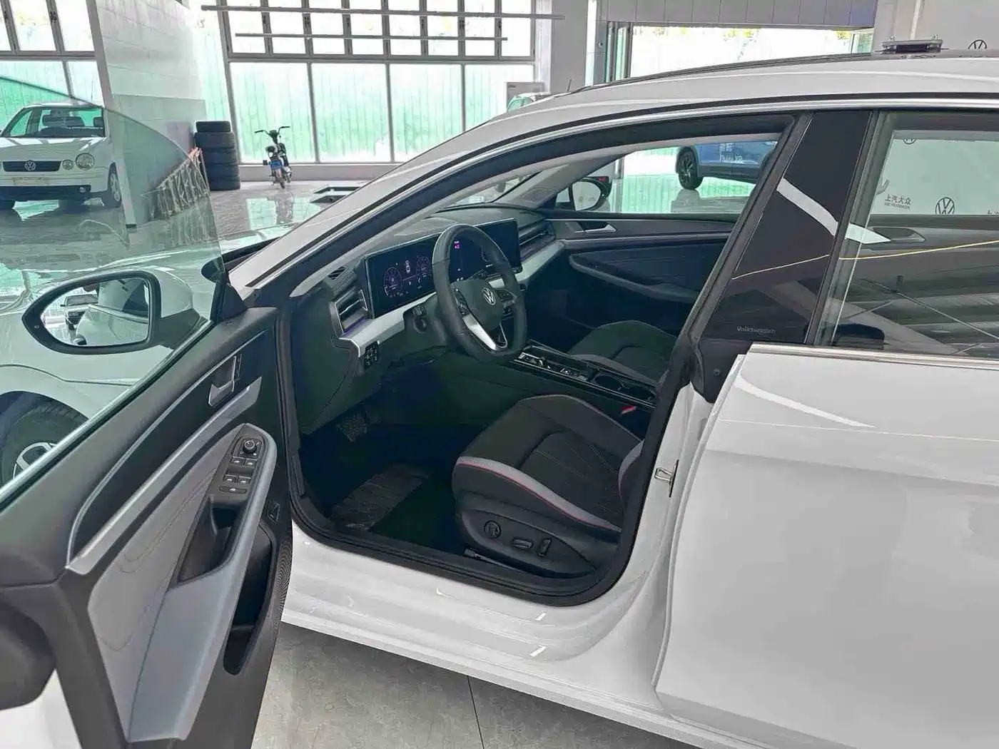 Volkswagen Lamando 2025 Lamando L 280TSI DSG Cool Edition фото 4