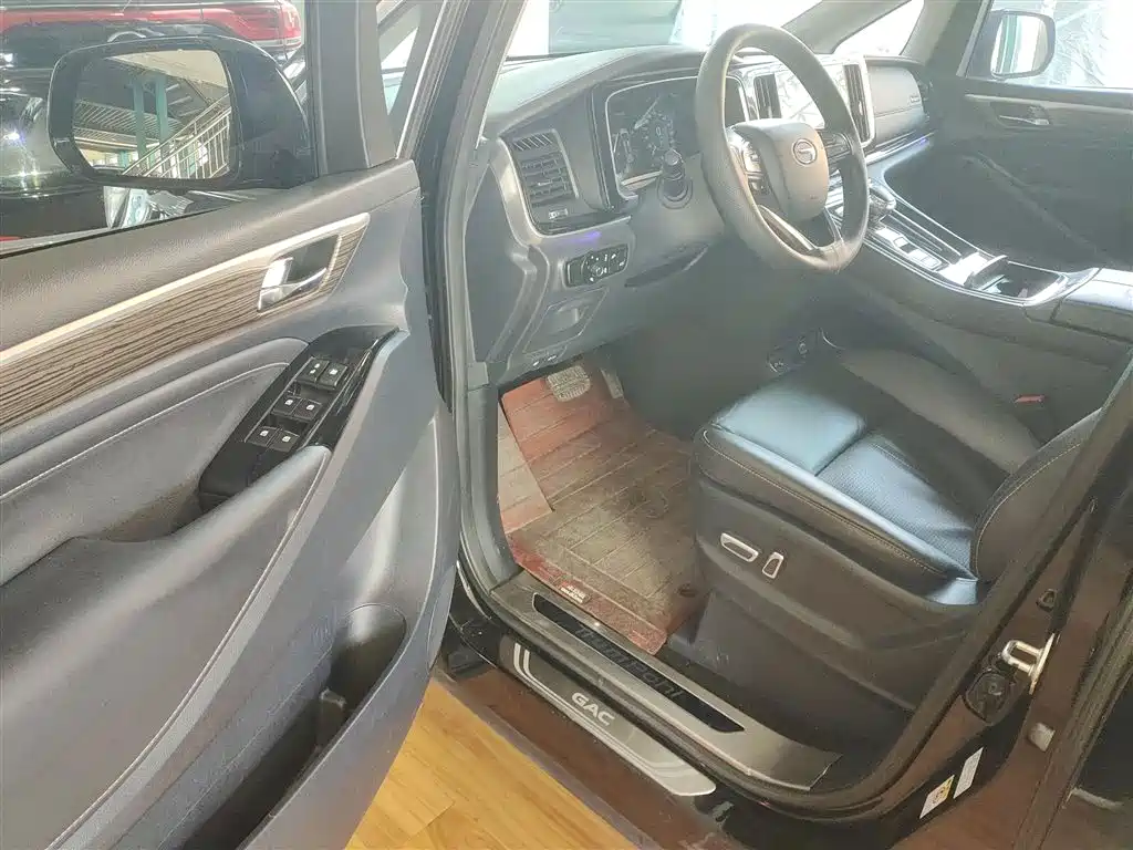 GAC Trumpchi Trumpchi M8 2021 Leading Show Series 390T Prestige Edition фото 16