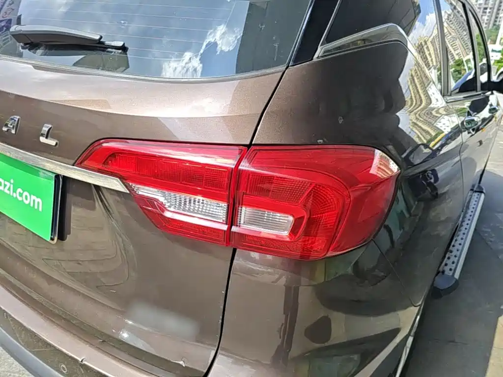 Фото 8 - Haval M6