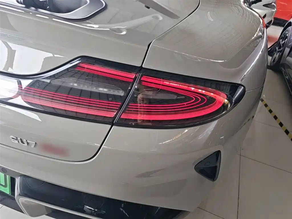 Xiaomi Auto Xiaomi SU7 2024 AWD Extended Range Advanced Smart Driving Max Edition фото 8