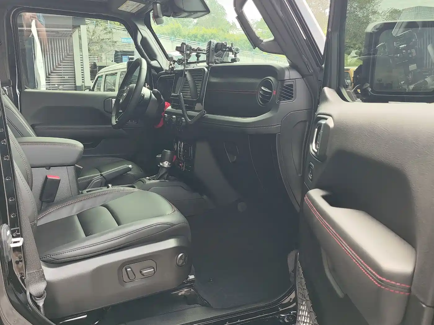 Jeep Wrangler 2026 2024 2.0T Rubicon 4-door