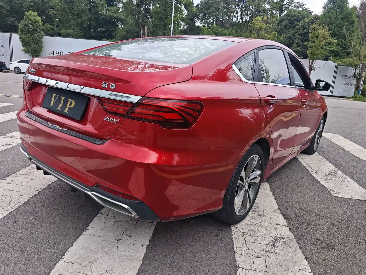 Фото 7 - Geely Binrui