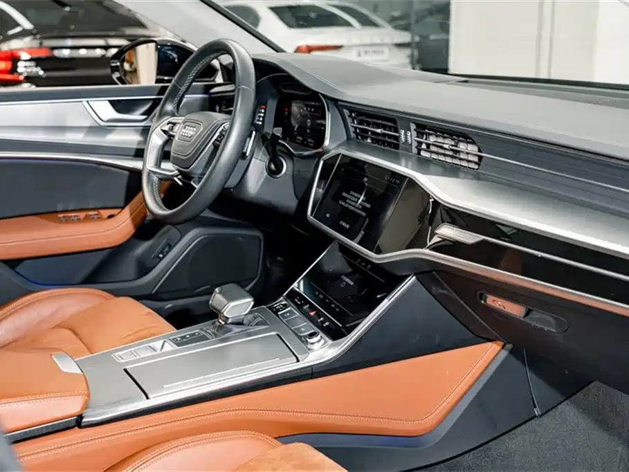 Audi A7L 2024 45 TFSI Luxury фото 17