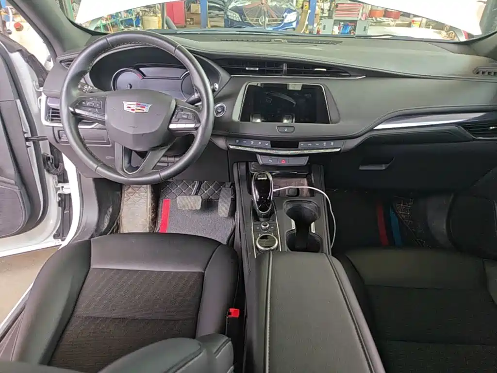 Cadillac XT4 2023 2023 28T 2WD Trend