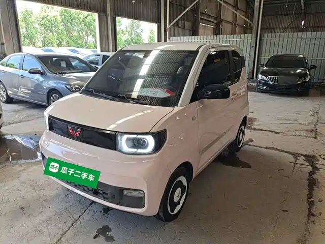 Wuling Hongguang MINI EV Macaron Премиум, литий-железо-фосфатный аккумулятор