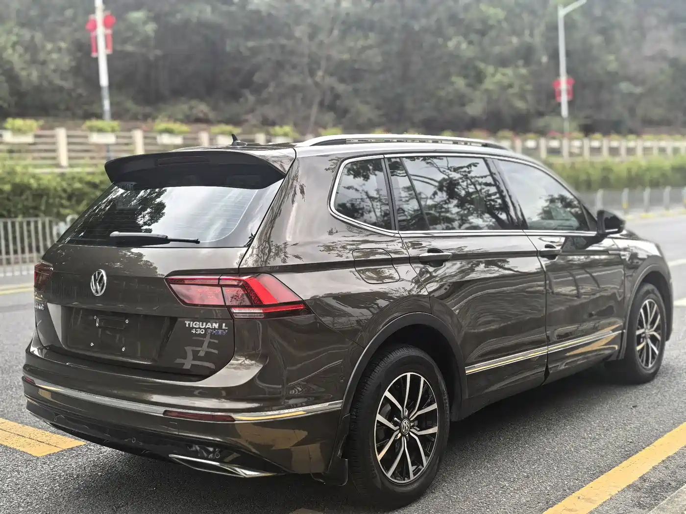 VOLKSWAGEN TIGUAN L NEW ENERGY