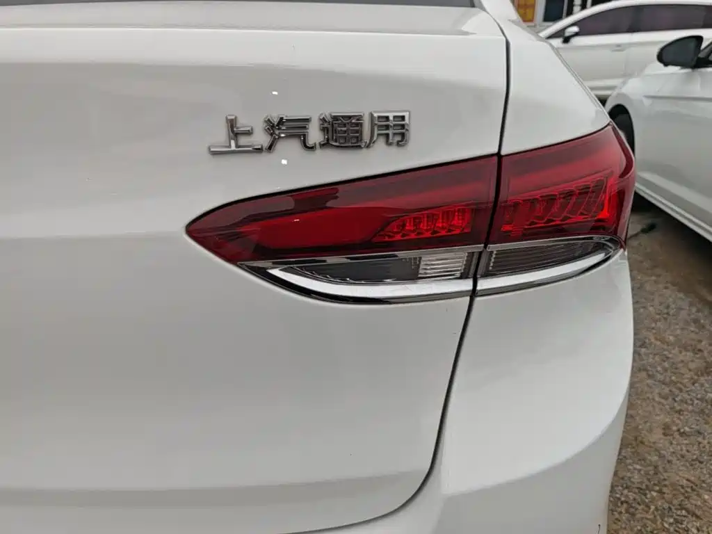 Фото 8 - Buick Excelle