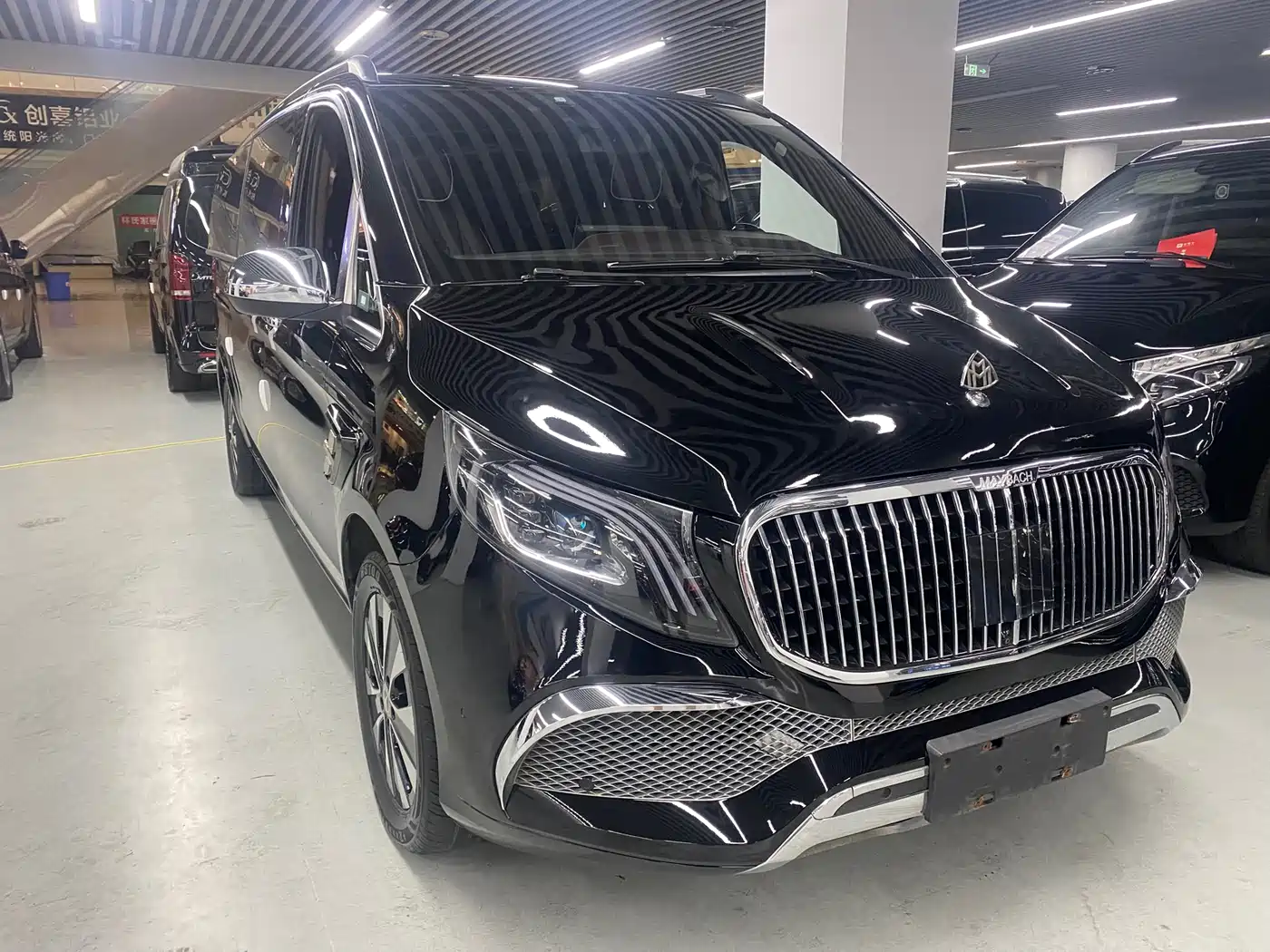 MERCEDES-BENZ V-CLASS