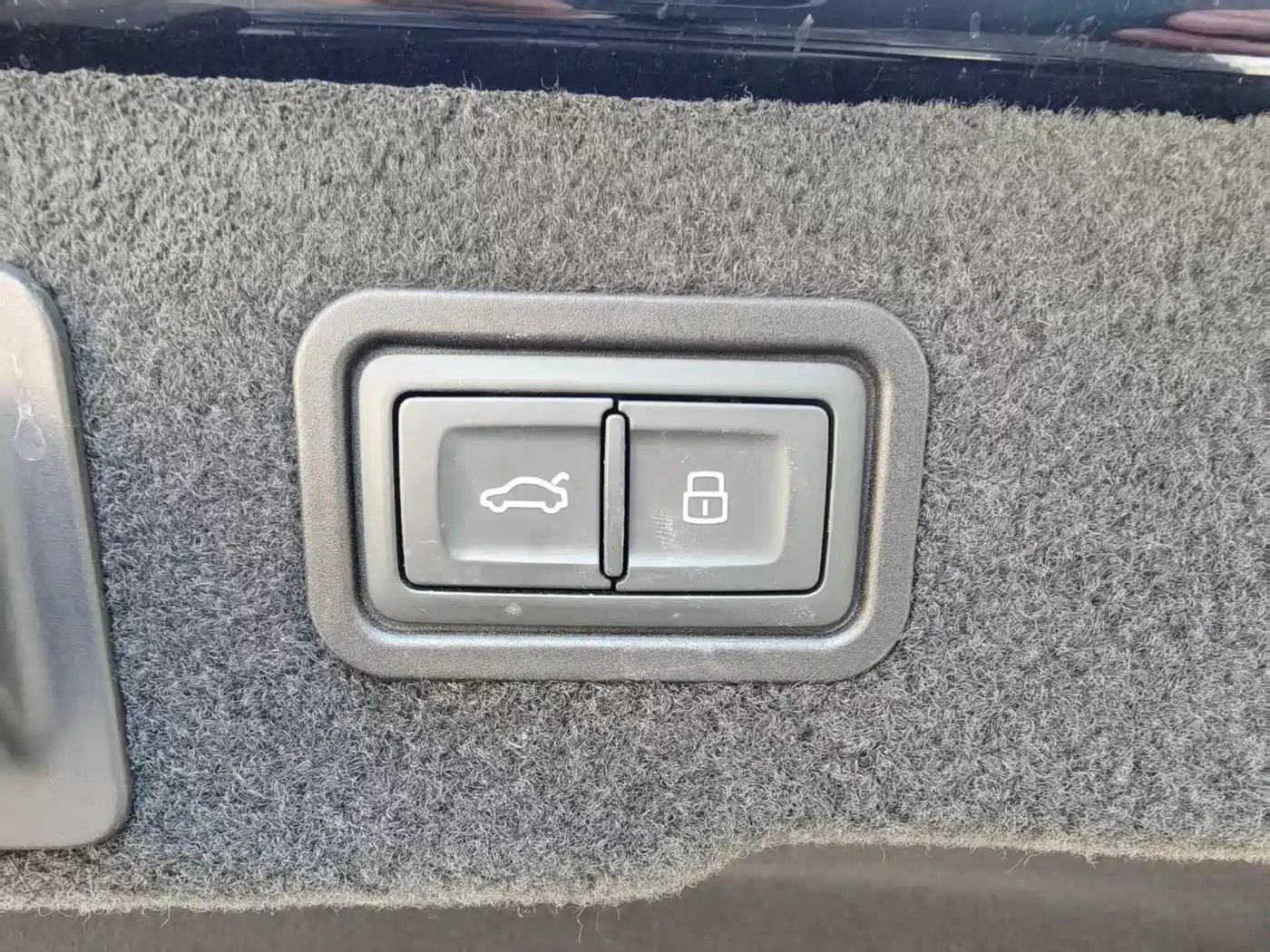 Audi A8 2021 A8L 50 TFSI quattro Comfort фото 12