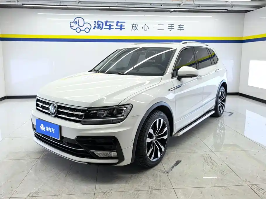 Volkswagen Tiguan L 2021 330TSI Automatic 2WD R-Line Premium