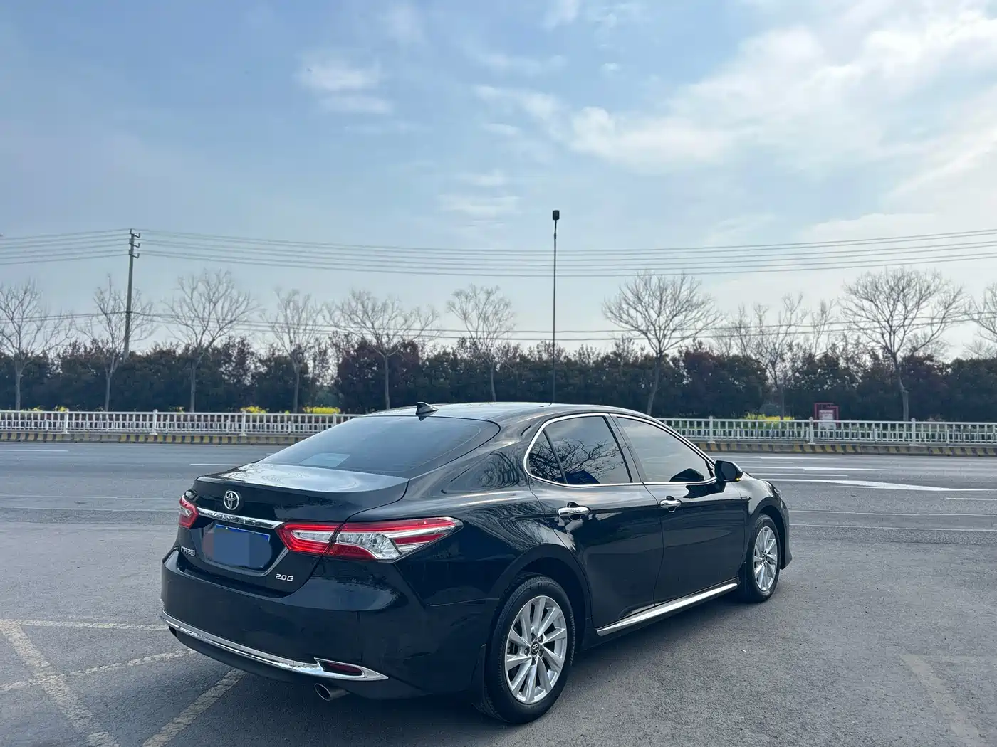 Toyota Camry 2023 2.0G Luxury Edition фото 5
