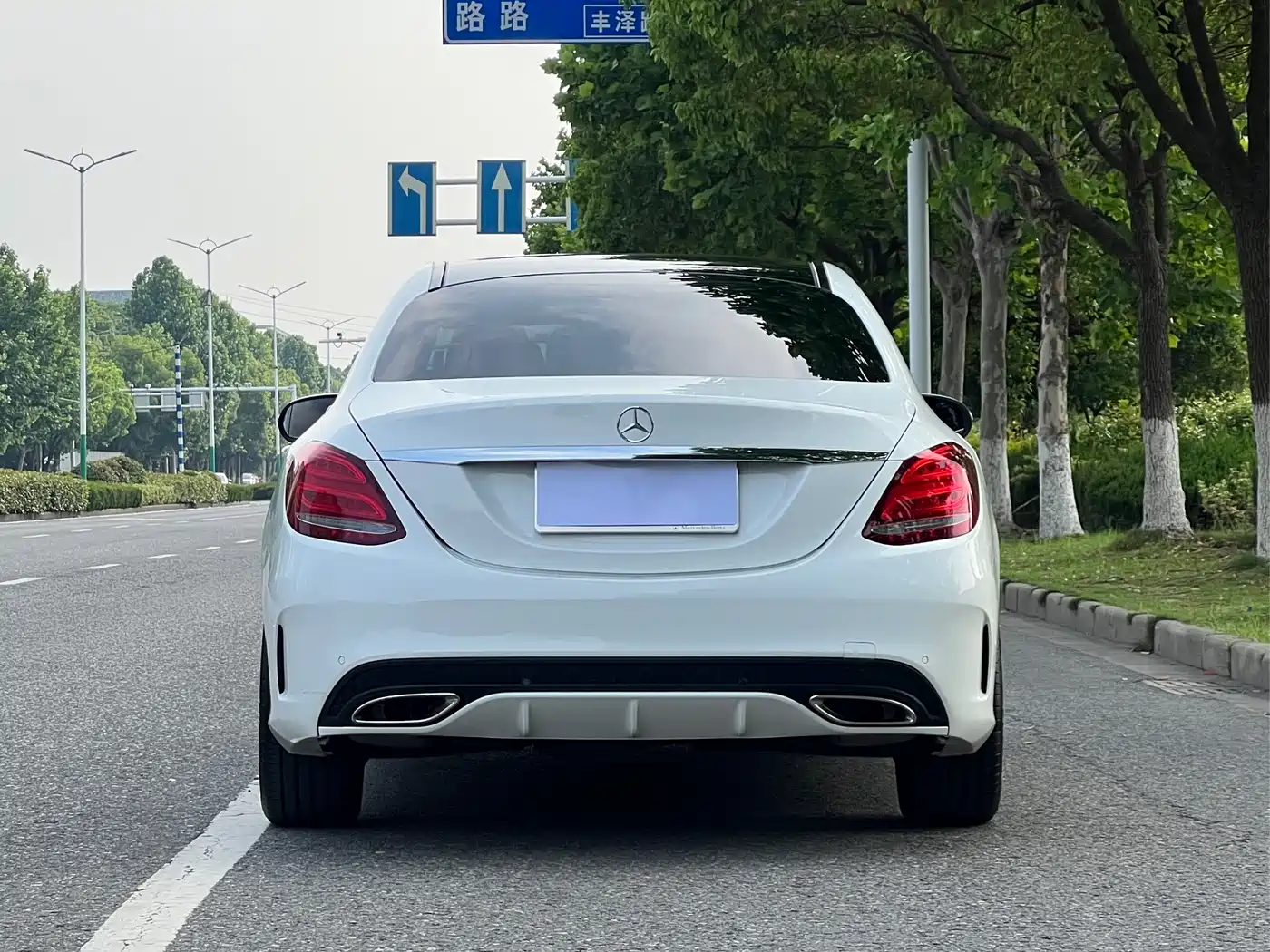 Mercedes-Benz C-Class 2016 C 200 L Sport фото 4