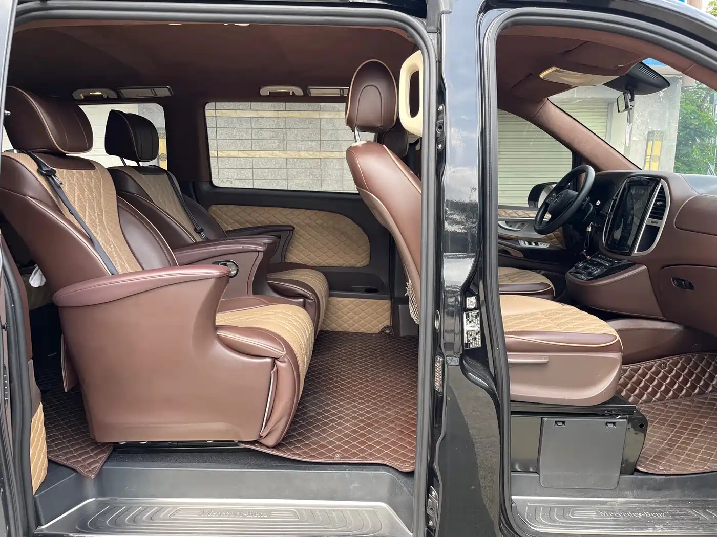Mercedes-Benz Vito 2018 2.0T Business Edition China VI фото 5