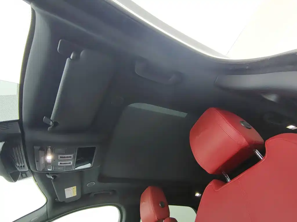 Jaguar F-PACE 2024 2024 P250 R-Dynamic S